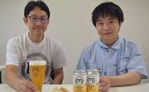 Chống lãng phí 100kg vụn bánh mì bằng cách làm thành bia