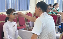 4.000 học sinh tiểu học và THCS tại Trà Vinh được khám mắt miễn phí
