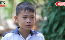 Cậu bé nghẹn ngào kể cha bị thương nhưng giấu vì sợ mọi người lo lắng