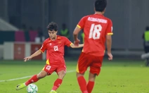 U23 Việt Nam - Trung Quốc (hiệp 1) 0-0: Hiểu Minh chấn thương nặng