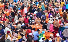 Ăn phở yêu thương giữa những yêu thương