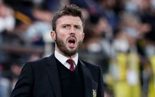 Vòng lặp chán chường của Man United