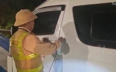 Giấy phép hết hạn 1 năm vẫn lái xe cấp cứu trên cao tốc, tài xế và chủ xe bị phạt 77 triệu