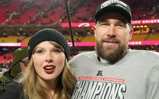 Taylor Swift và Travis Kelce hoãn đám cưới