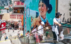 'Kinh tế khói lửa' ở Trung Quốc: Mang chợ phiên, hàng rong trở lại để kích cầu tiêu dùng