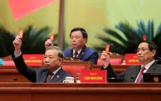 Đại hội XIV bầu Đoàn Chủ tịch gồm 16 ủy viên Bộ Chính trị, 1.586 đại biểu đủ tư cách dự Đại hội