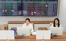 Nhiều doanh nghiệp tên tuổi đồng loạt thoái vốn