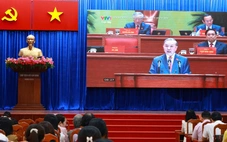 Người dân TP.HCM gửi gắm kỳ vọng qua lễ khai mạc Đại hội XIV của Đảng