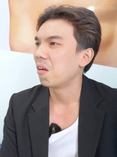 'Daddy' nhận trái đắng vì 'sugar baby'