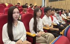 Một trường đại học ở miền Tây hỗ trợ 10 tỉ đồng cho sinh viên nghiên cứu khoa học