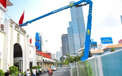 Thay 'áo mới' cho chợ Bến Thành và nhiều tuyến đường trung tâm đón Tết