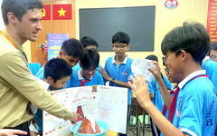 Giáo dục TP.HCM thời kỳ đổi mới - Kỳ 1: Mũi nhọn ngoại ngữ