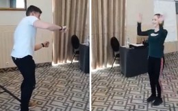 Tam sao thất bản: Khởi đầu lái xe môtô nhưng kết thúc lại là điệu nhảy