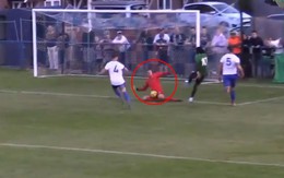 Thủ môn cản phá 5 cú sút liên tiếp