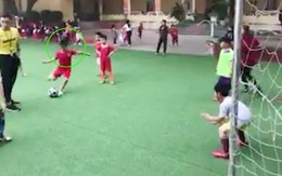 Loạt đá penalty cân não của học sinh lớp 2