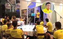 'Messi Nhật' hát nhạc Doraemon khi ra mắt đội bóng Tây Ban Nha