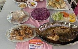 Nhà hàng Điện Biên bị 'bom' 150 mâm cỗ cưới, đăng đàn bán tháo với giá rẻ