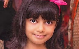 Con gái hoa hậu đẹp nhất mọi thời đại giống hệt Lisa nhóm BlackPink