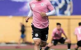 Huỳnh Anh đăng ảnh với Quang Hải, giật tút gây bão cộng đồng mạng