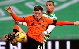 Cầu thủ lập siêu phẩm sau cú sút từ khoảng cách 60 m