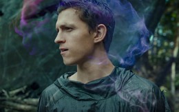 'Nhện nhọ' Tom Holland hoảng loạn trong thế giới không có phụ nữ
