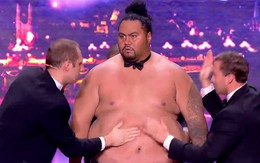 Giám khảo trầm trồ với điệu nhạc cơ thể của chàng béo