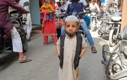 Chàng trai cao 60cm nhờ cảnh sát tìm vợ hộ vì ế quá lâu