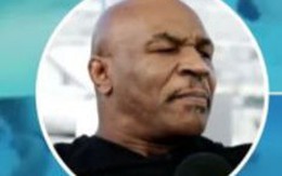 Cái kết bất ngờ khi Mike Tyson bơi cùng cá mập