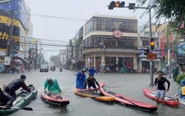 Ảnh vui 25/5: VĐV 'Giải đua thuyền mở rộng' chờ đèn vàng mới chèo