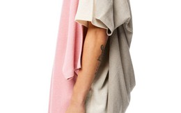 'Áo ba đầu' giá 33 triệu, mặc vào tưởng cái sào biết đi