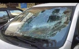 Chủ xe 'khóc mếu' khi phát hiện thủ phạm làm vỡ kính ôtô