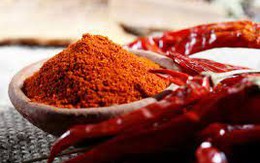 Nấu gì cũng cho ớt bột vào, nguy đâu cũng có