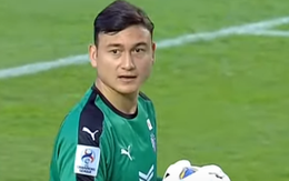 Văn Lâm 'mắc võng ngủ' khi đồng đội vùi dập CLB Trung Quốc