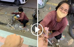 Đoạn clip cưng xỉu của chàng trai gửi tặng 'cô ve chai' 50.000 đồng