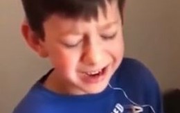 Em trai vô tình nhổ răng cho anh trong một nốt nhạc