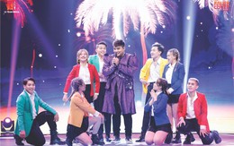 Thầy giáo tiểu học 'quậy tưng' tại 'Sắc màu thời gian'