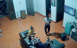 Bố nhún nhảy vỗ tay khi thấy con chập chững những bước đi đầu đời