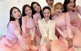 Minh Hằng tất bật khi lên ý tưởng, làm đạo diễn cho hôn lễ của mình