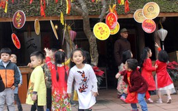 Văn Miếu không còn 'chim mồi', Bắc Ninh không cấm thưởng tiền quan họ