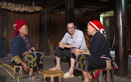 “Tiến ở đây một năm cũng được...”