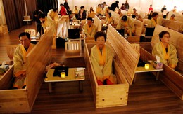 Người Hàn Quốc làm tang lễ giả để sống tốt hơn