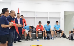 Video: HLV Park Hang Seo bày tỏ sự tự hào và căn dặn các cầu thủ trong phòng thay đồ