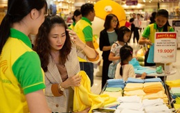 Xuân về và những chiếc khăn kết nối yêu thương