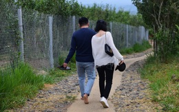 Nắm cát trong bàn tay