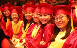 Khi con bước vào tuổi trưởng thành