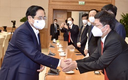 Thủ tướng Phạm Minh Chính: 'Thấu hiểu sự hy sinh của lực lượng tuyến đầu suốt 600 ngày qua...'