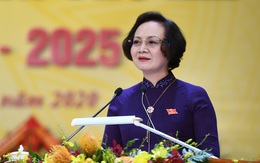 Cán bộ, công chức thuộc Bộ Nội vụ phải ăn mặc kín đáo, váy quá gối, không xẻ tà quá cao