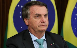 Nấc cụt hơn 1 tuần, tổng thống Brazil chịu hết nổi phải nhập viện