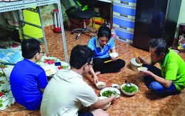 Công nhân trong cơn bão "cắt giảm"