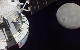 Con người sẽ 'vắt' nước từ đá Mặt trăng?